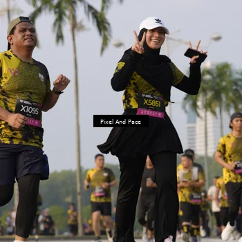 Runner Photo 6447505
