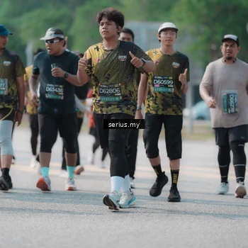 Runner Photo 6447514