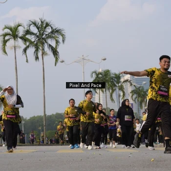 Runner Photo 6447527