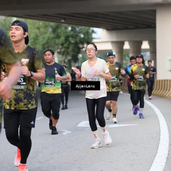 Runner Photo 6447548