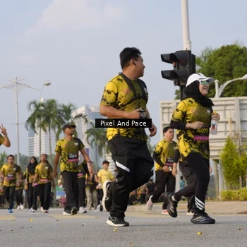 Runner Photo 6447560