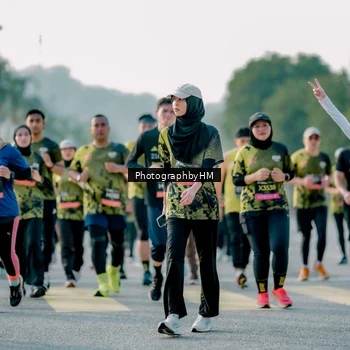 Runner Photo 6447563