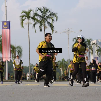 Runner Photo 6447567