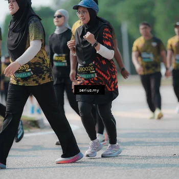 Runner Photo 6447601