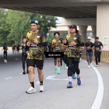 Runner Photo 6447610