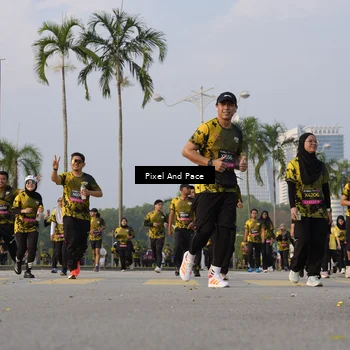Runner Photo 6447623