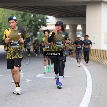 Runner Photo 6447635