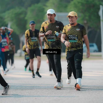 Runner Photo 6447656