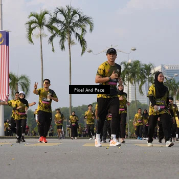Runner Photo 6447662