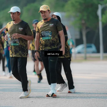 Runner Photo 6447674