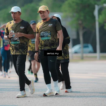 Runner Photo 6447679