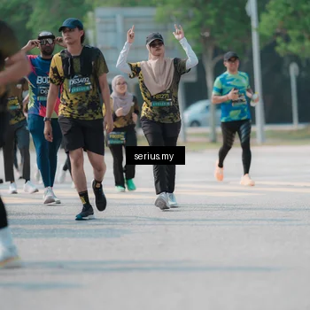 Runner Photo 6447686