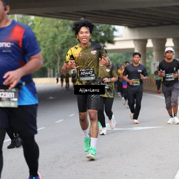 Runner Photo 6447722