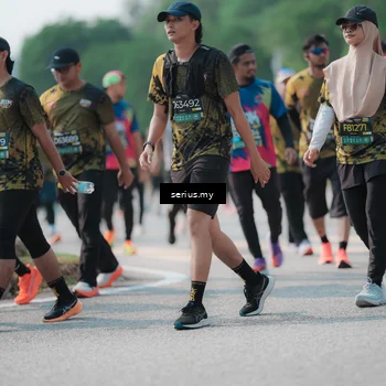 Runner Photo 6447724
