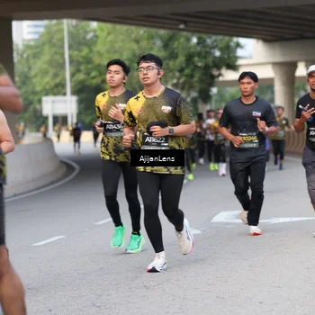 Runner Photo 6447742