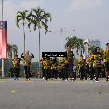 Runner Photo 6447751