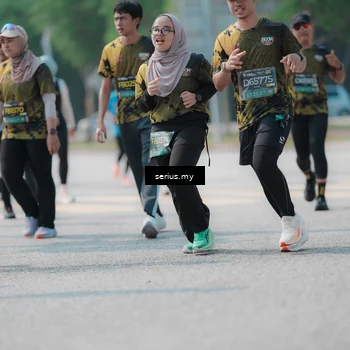 Runner Photo 6447765
