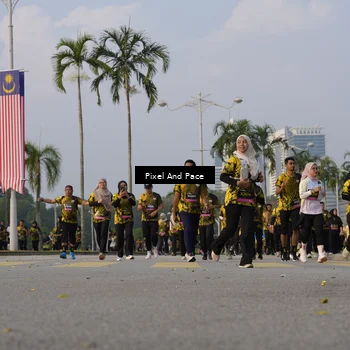 Runner Photo 6447777