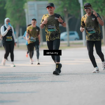 Runner Photo 6447789