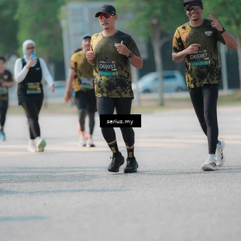 Runner Photo 6447797