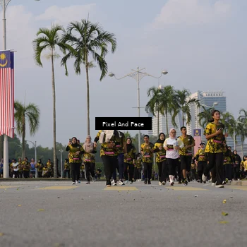 Runner Photo 6447804