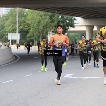 Runner Photo 6447805