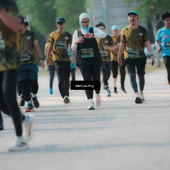 Runner Photo 6447823