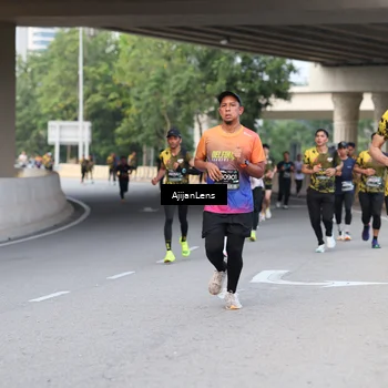 Runner Photo 6447841