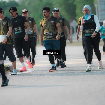 Runner Photo 6447849