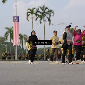 Runner Photo 6447853