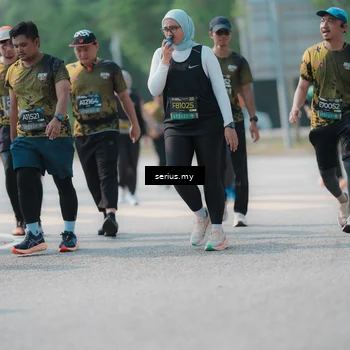 Runner Photo 6447855