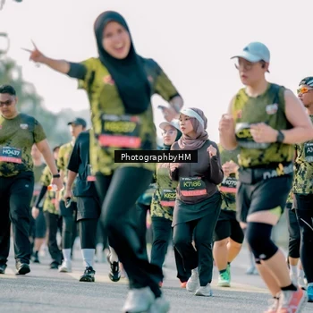 Runner Photo 6447875
