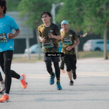 Runner Photo 6447878