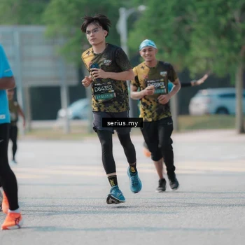 Runner Photo 6447882