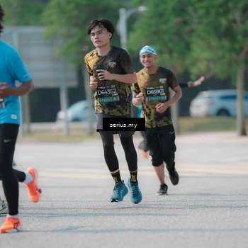 Runner Photo 6447889