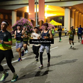 Runner Photo 6447895