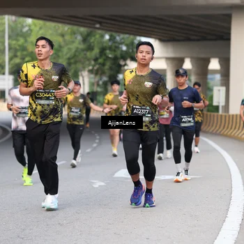Runner Photo 6447905