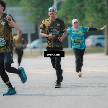 Runner Photo 6447910
