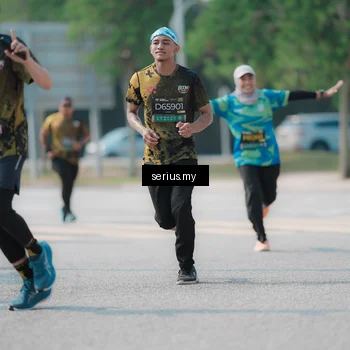 Runner Photo 6447914