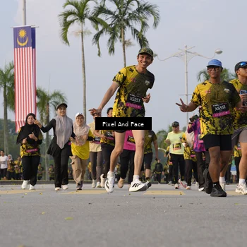 Runner Photo 6447915