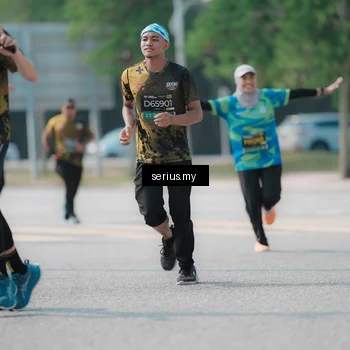 Runner Photo 6447921