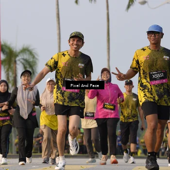 Runner Photo 6447936
