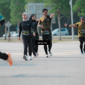 Runner Photo 6447951