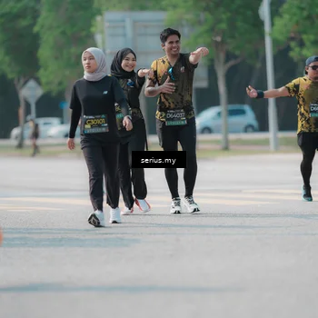 Runner Photo 6447955