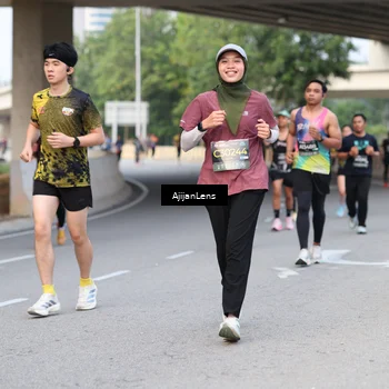 Runner Photo 6447997