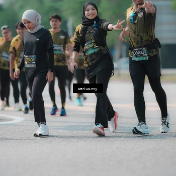 Runner Photo 6448009