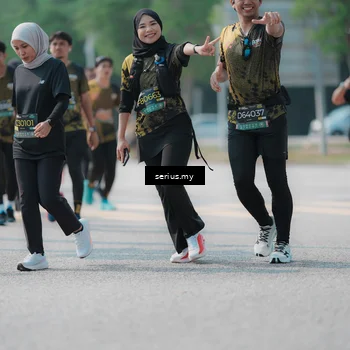 Runner Photo 6448010
