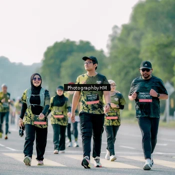 Runner Photo 6448011