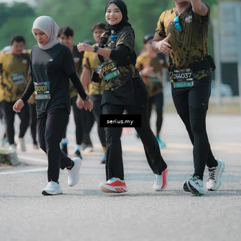 Runner Photo 6448013