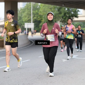 Runner Photo 6448014